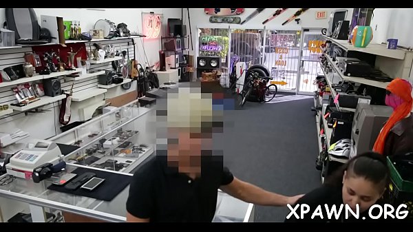 Playful bitch non-professional makes moaning noises while engulfing