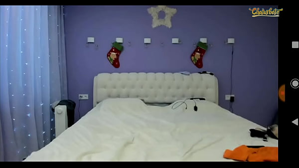 Bigtits curvi masturbating 4