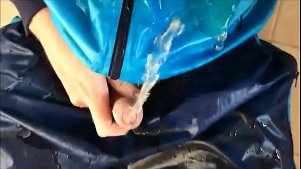 De caliente me meoo... Super ecxitado shiny nyl...