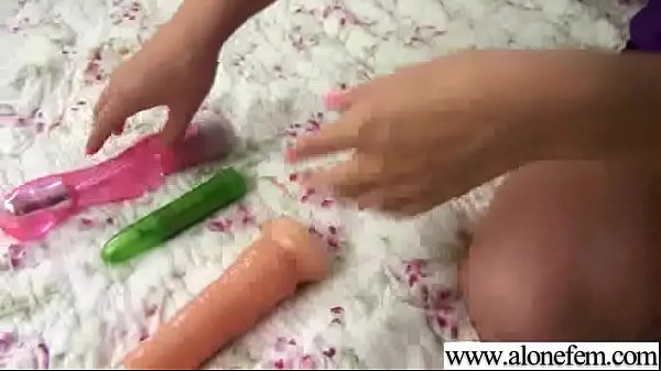 角質の一人の女の子（dixie belle）物事で自慰行為をするのが大好きmov-22