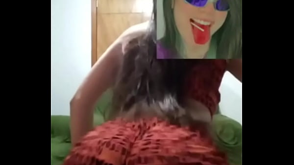 Novinha dançando funk (Nathielly de Paula)