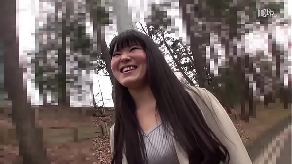 Jumping walk ~ I got caught while taking a walk with a direct hit from chestnut ~ Arita Shizuku 2