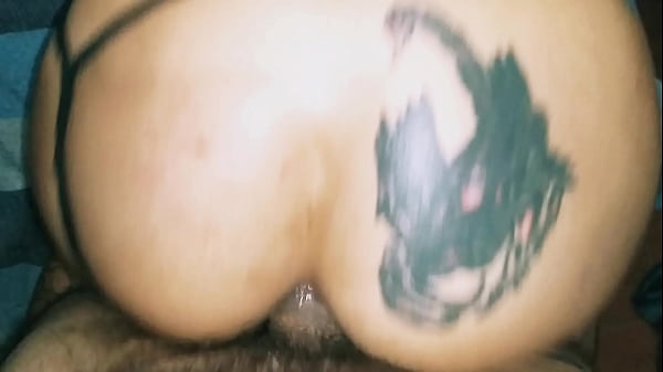 thumb gluttonous butt