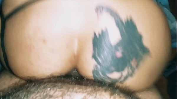 thumb gluttonous butt