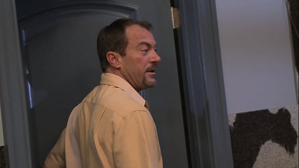 Flavia - whipping, bastinado and bed-tied stimulations