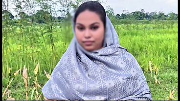 I found my neighbor's wife alone in the cornfield and fucked her.