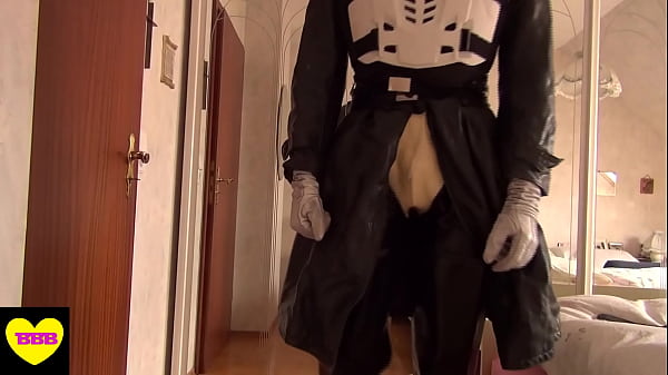 The leathered policemistress