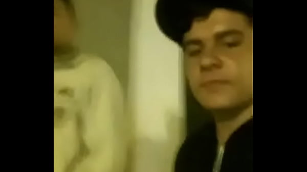 Minperra cachonda penetrada en cuatro mientras ...