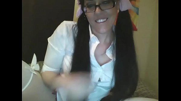 Sch00l girl slut gets wild 0n cam