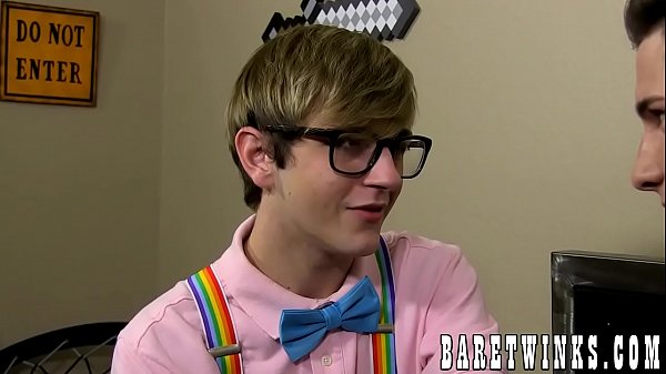 Nerdy twink Colby Klein rides Elijah Wests dick with vigor