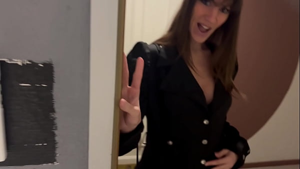 Gracie Glam pussy fuck with the French Manuel Ferrara Edited - Scene inside in the Living room, great scene and great energy, cum in mouth, on the face and swallow, all fuck poses, American