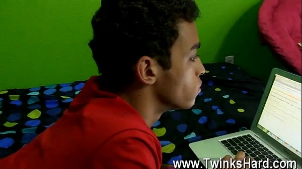 Gay cock Dustin Cooper wants to give older men a try and he completes 5 min