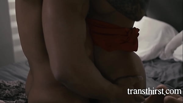 Tranny Fucks Her Boyfriend - Dillon Diaz, TS Foxxy