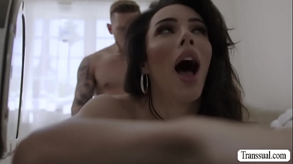 Curvy TS babysitter Ariel Demure bareback fucke...