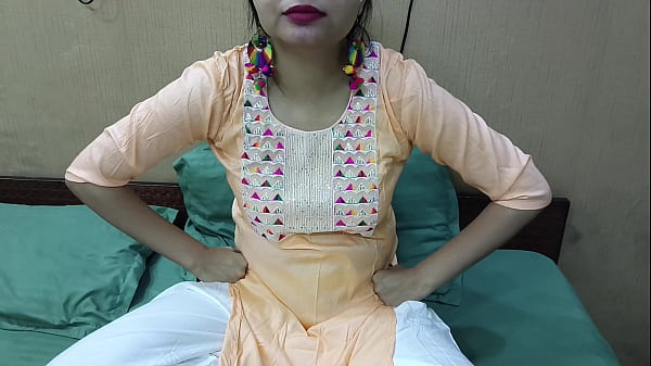Indian stepmom fucking stepson 2025 young step mom with hindi audio new porn video