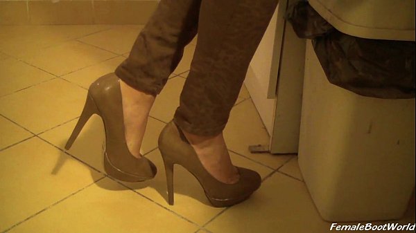 Download Video - High Heels and Smoke