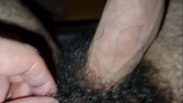 Pau duro e peludo só pra vocês