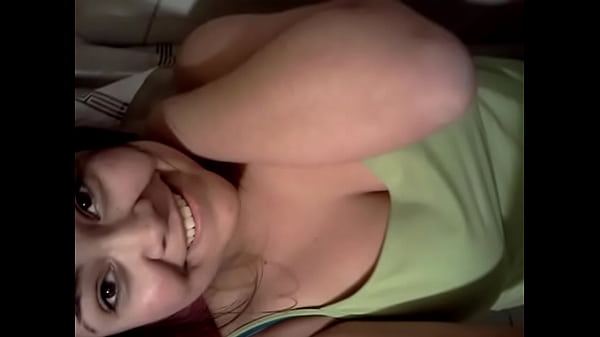 Download Video - chilena gordibuena me ense&ntilde;a las tetas