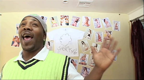 Lovely blonde with a big ass likes to be stretched and stuffed! Sophie HelenAss