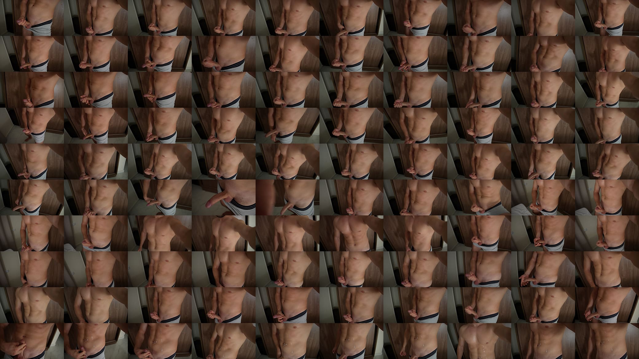 Muscular guy playing with his cock 预览图