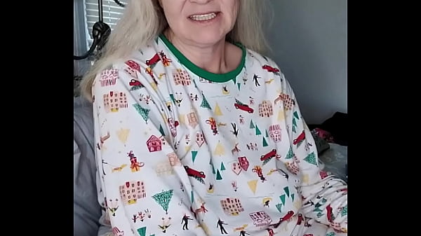 Morning Masturbation With Hot MILF!