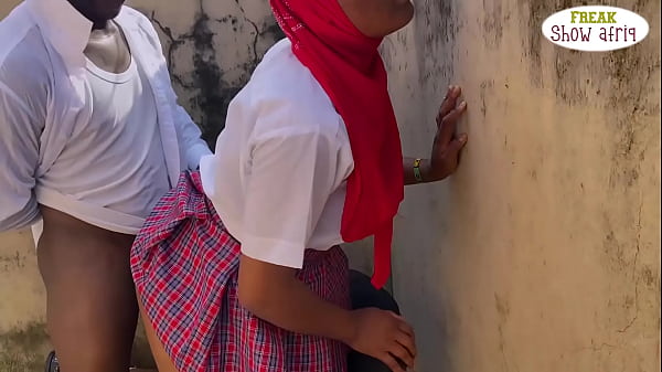 Download Video - Two lovers sneak outside to fuck while other students are in the hostel&period; Subscribe my RED please