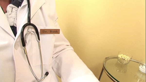 Alexa Jordan's Doctor Gives Her A Load In The Mouth