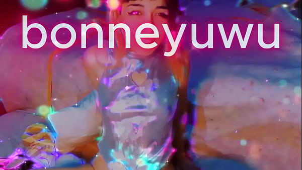 Bonneyuwu - 11:59 bitch on video call