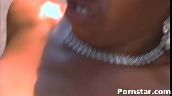 Download Video - Sex in the pool&colon; Marie Luv gets her pussy juice all over black cock