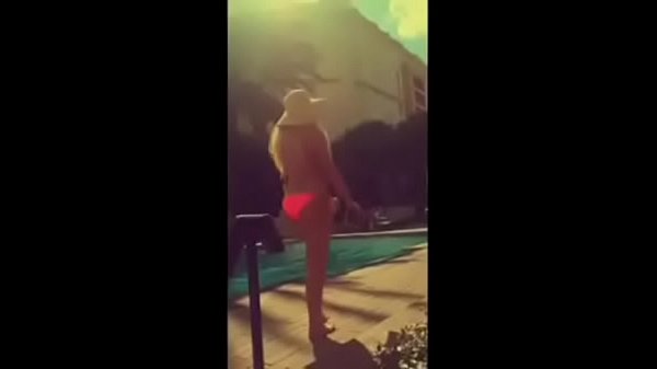 Hot blowjob in hotel