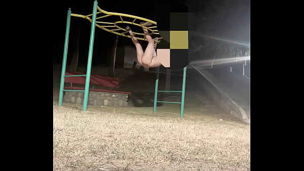 Download Video - Naked in the park &lpar;part 8&rpar;
