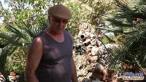 Oldman have to pleasures horny young landlady