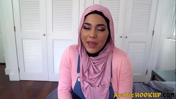 Busty Arabic Girl Julz Gotti Fill Her Deepest Fantasies