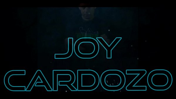 Coroa comendo enteada sem d&oacute;