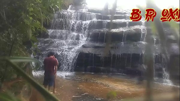 Blazing Fire Wizard and D4 Bombom in the waterfall see full on Xvideos RED