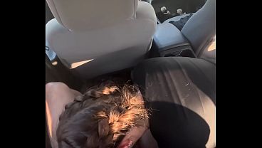 18 Yeard Old Tinder Date Gives Sloppy Throat In Car