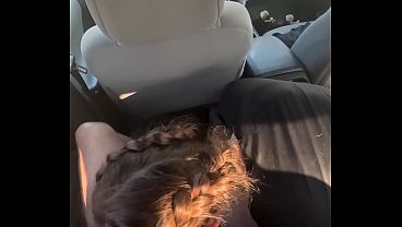 18 Yeard Old Tinder Date Gives Sloppy Throat In Car
