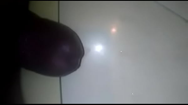 Touris masturbe gay fes