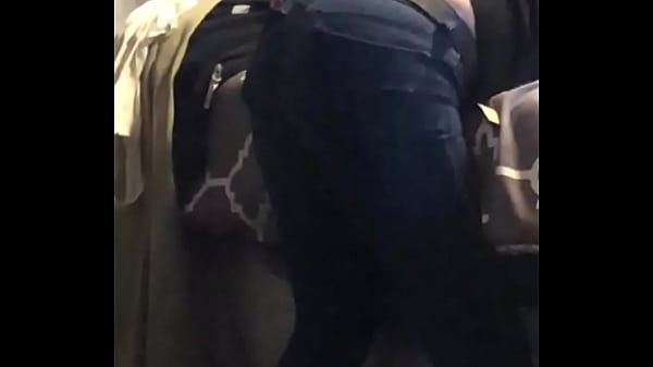 Stepmom dancing for dick