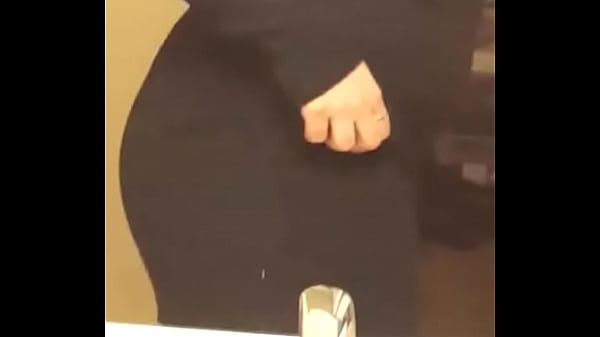 ella es toda una puta