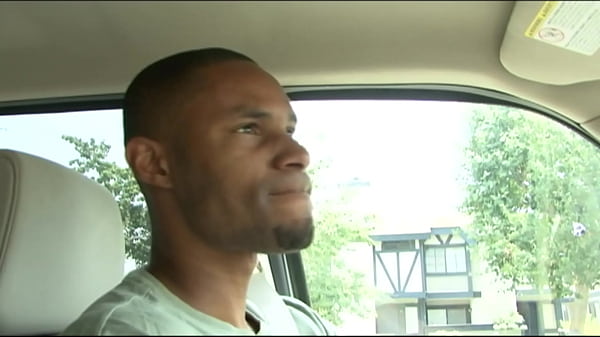 Minha buceta ardeu gostoso como fogo at&eacute; eu gozar com raiz de gengibre enquanto estava presa. (Figging Fetish)