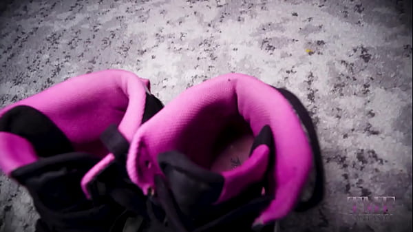 My Gym Crush's Sweaty Feet POV ft. Garnet Rose