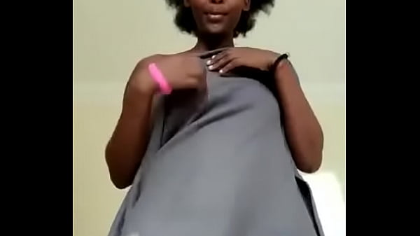 Download Video - Demu akicheza