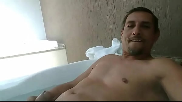 Nada melhor que uma banheira para relaxar