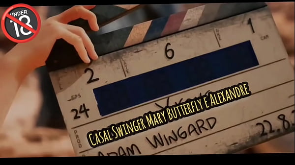 Eu pedi pro meu marido me filmar oferecendo o meu c&uacute; pra todos voc&ecirc;s, ele ficou com muito tes&atilde;o de me ver toda oferecida e da&iacute; tive que chupar o pau dele pra descarregar o saco na minha garganta