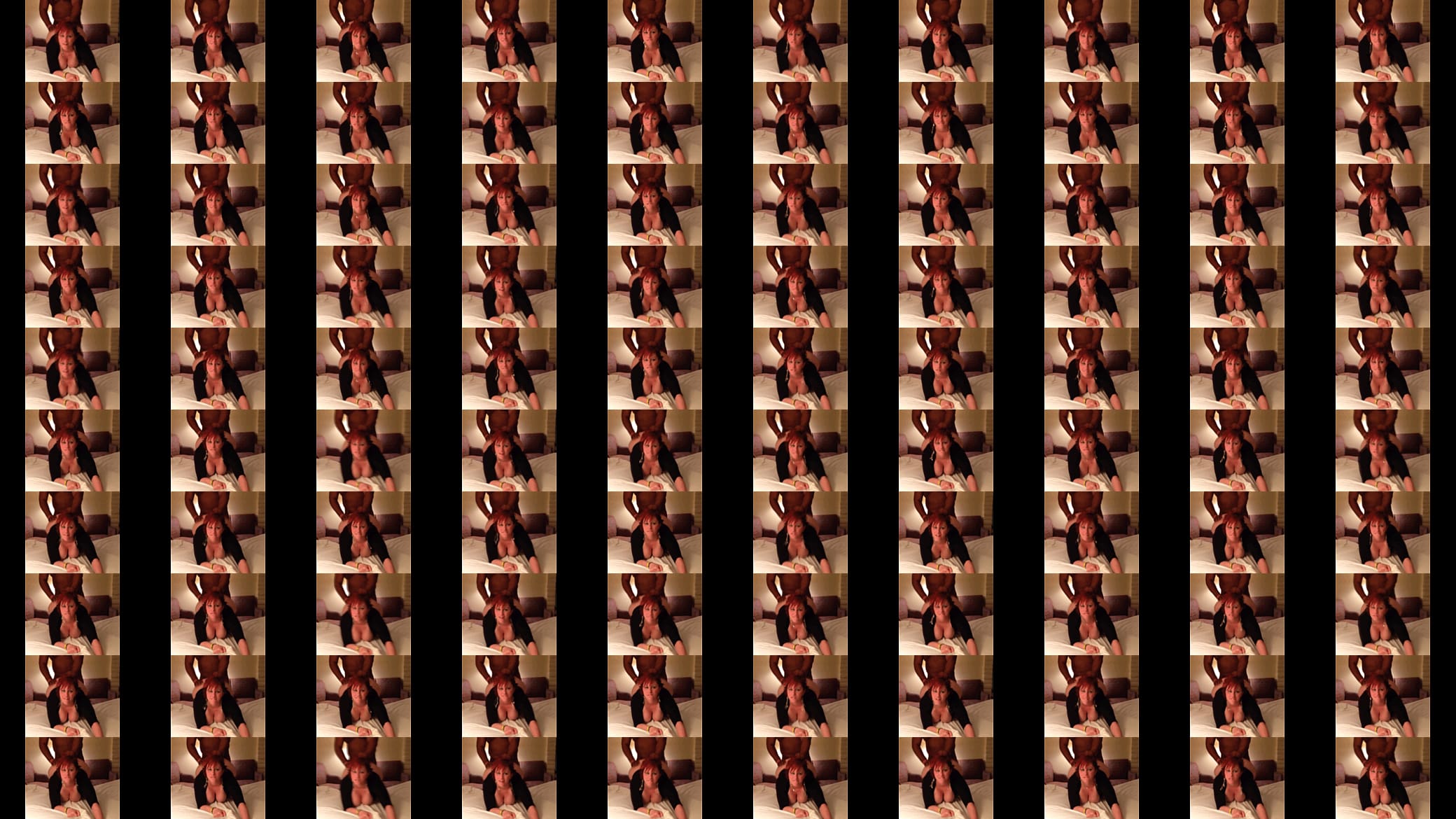 WHO IS SHE! PLEASE! GIF 预览图