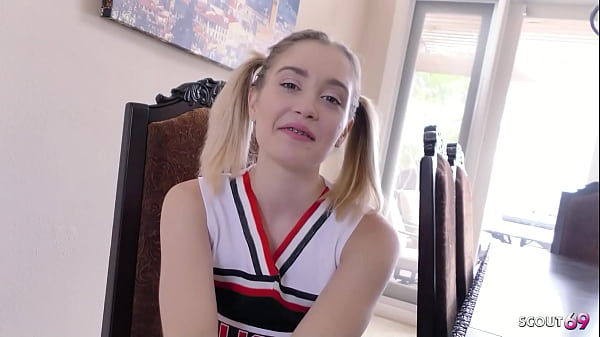Download Video - Cute Pigtails Cheerleader Teen with Braces give RImjob and get Fucked while play with Hitachi by older Guy