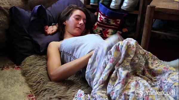 Download Video - Yanks Hairy Row Masturbates