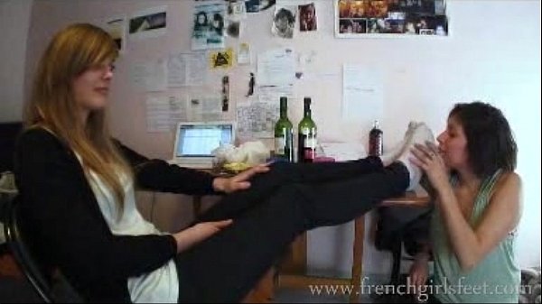 Meilleur Ami Francais Filles Odeur Pieds