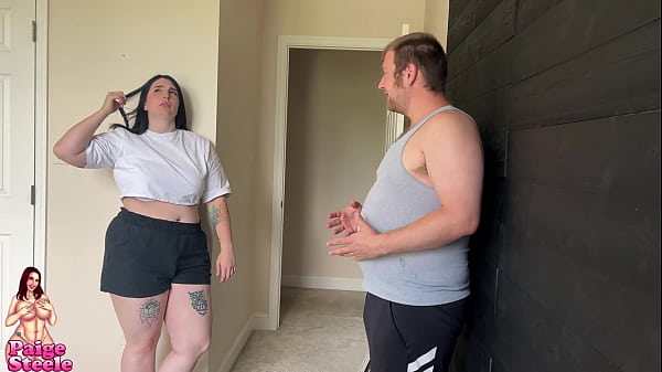 Horny Housewife Demands Dick From Mover